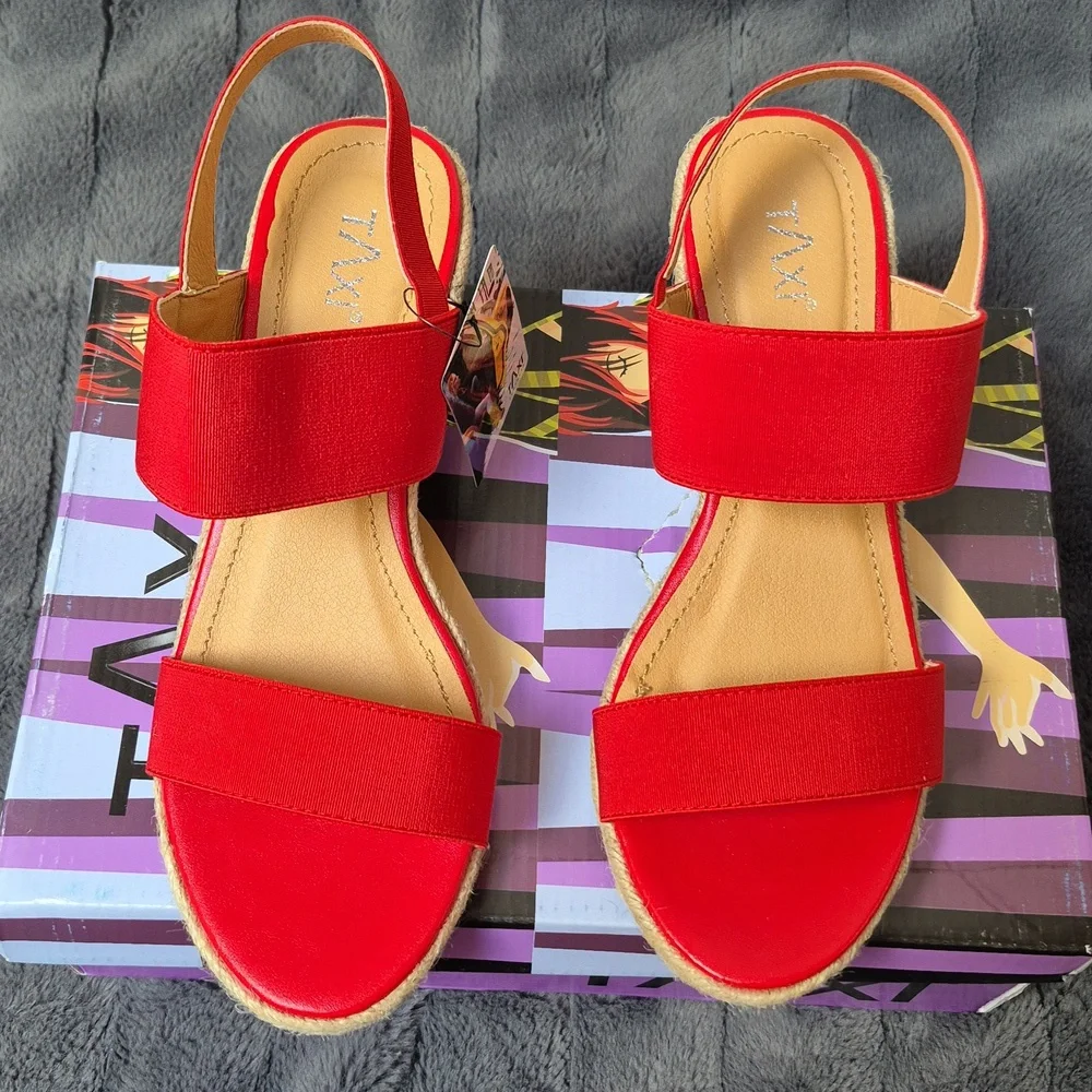 Taxi Lucy Red Wedge Size 38 Espadrilles with Jute Sole From Taxi, New With Tags - Picture 3 of 14